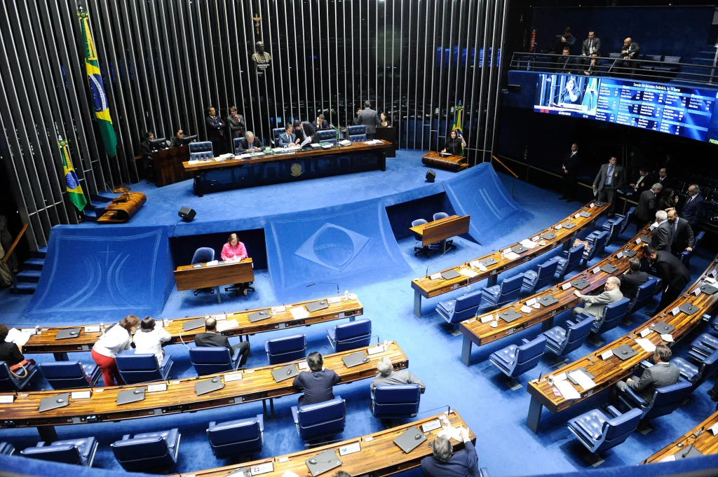 Senado vota nesta quarta-feira projeto que amplia número de deputados