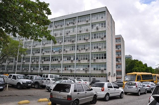 Governo da PB decreta ponto facultativo e servidores terão “feriadão” em junho