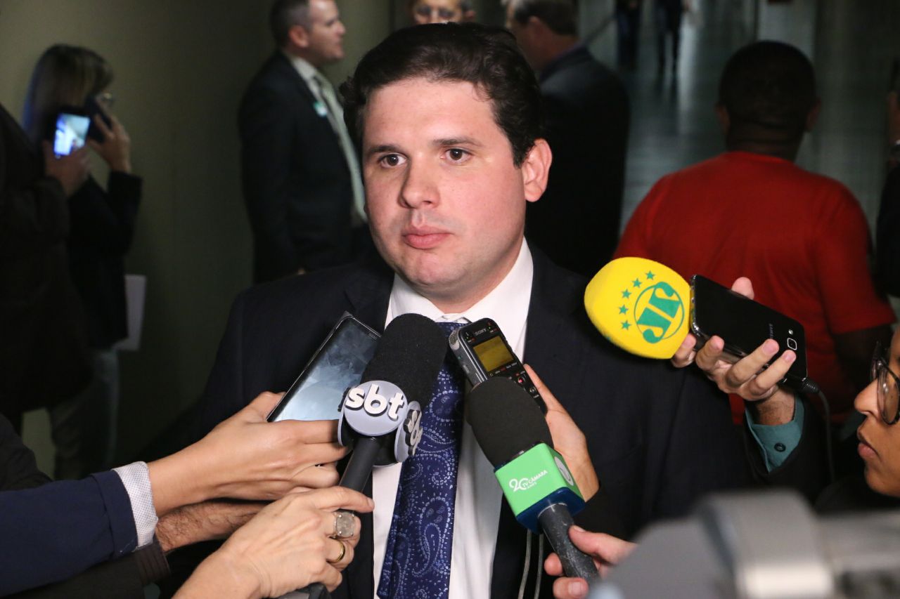 ‘País não aguenta mais aumento de imposto’, diz Motta sobre urgência contra alta do IOF