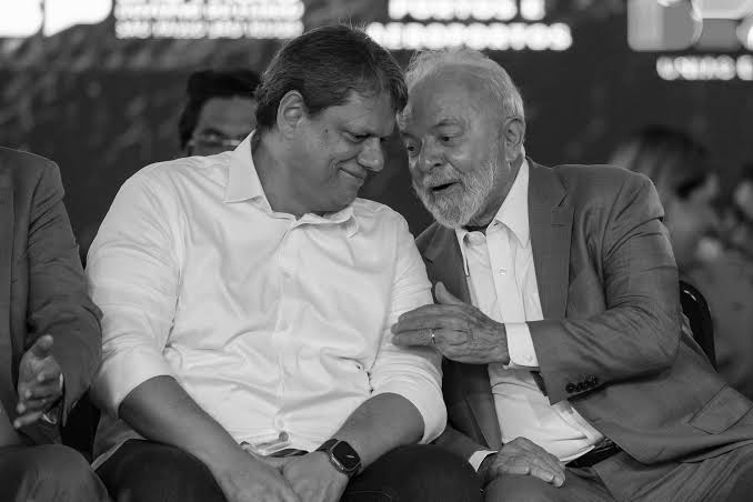 Lula lidera em todos os cenários de 1º turno e só empata com Tarcísio em eventual 2º turno