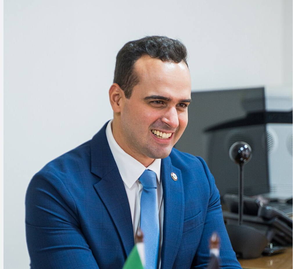 Lucas Ribeiro participa de evento em Campina sobre planejamento da Saúde para o ano de 2026