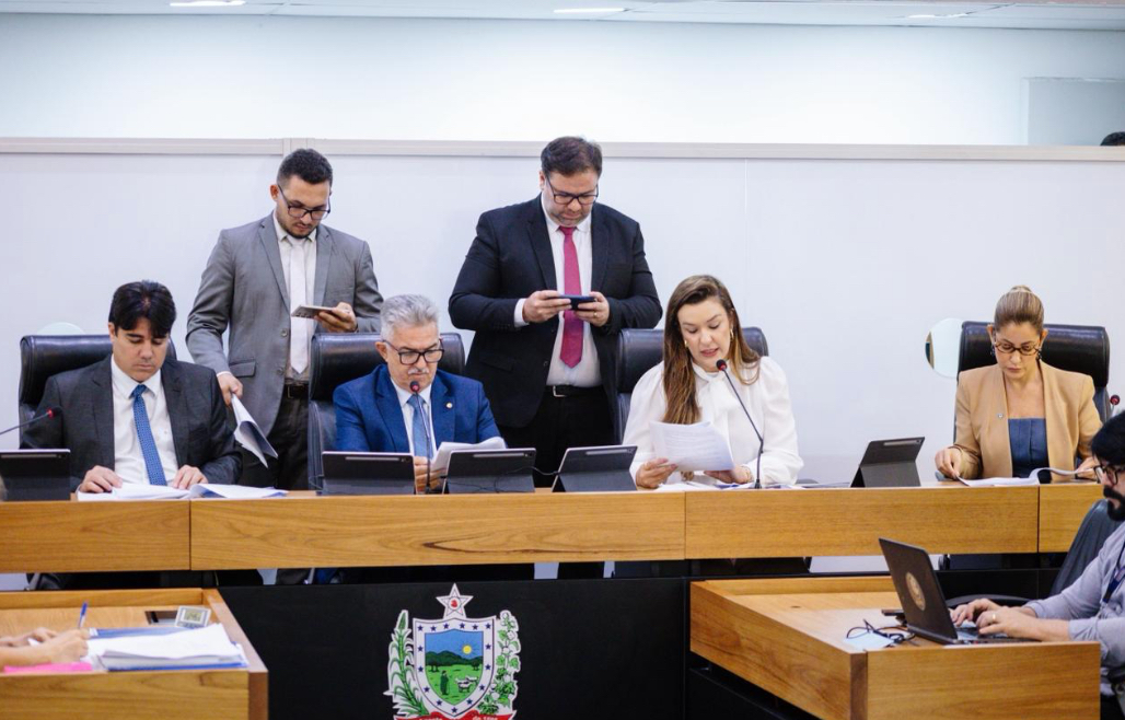 CCJ aprova prioridade a estudantes com TEA em escolas públicas próximas de casa