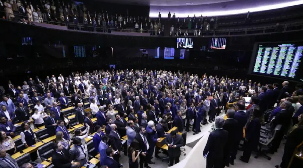 Câmara aprova PL antifacção e endurece penas para crime organizado