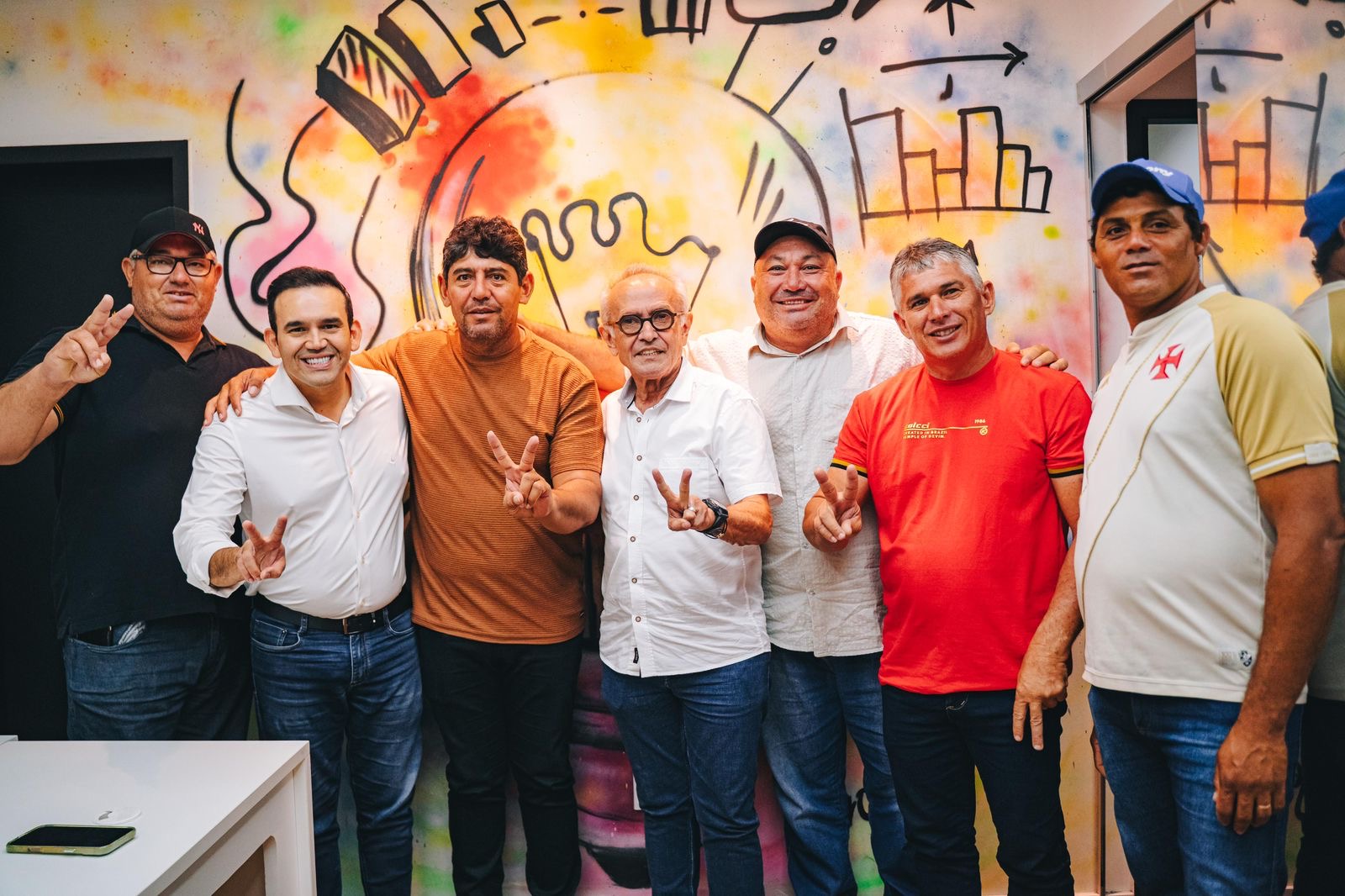 Articulação de Doutor Jhony garante novas adesões a pré candidatura de Cícero Lucena